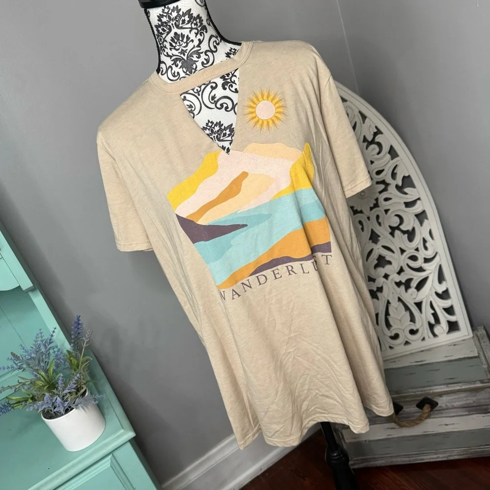 Maurices Oversized Keyhole Wanderlust Graphic Tee Size Large Boho Travel - Picture 2 of 12